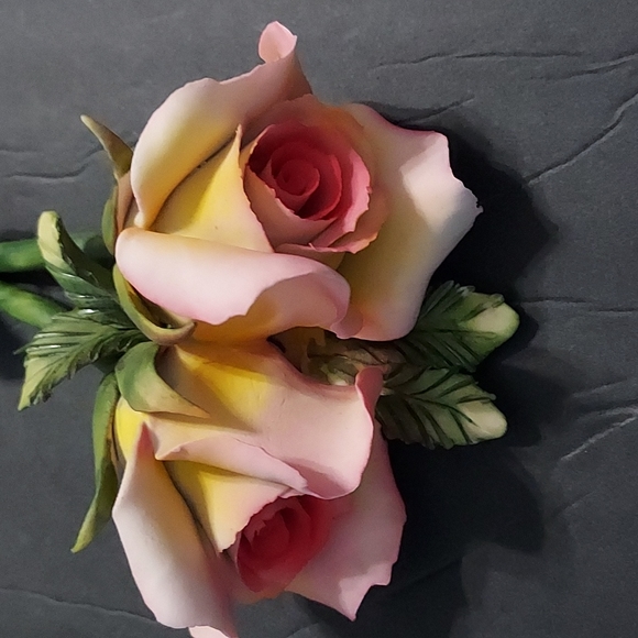 Capodimonte AMC Roses Made in Italy. - Picture 3 of 8